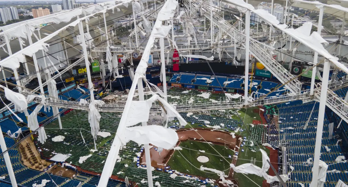 ▲坦帕灣光芒原先的主場Tropicana Field去年10月遭到颶風重創，讓光芒把今年的主場賽事搬至紐約洋基的小聯盟球場Steinbrenner Field，根據《ESPN》報導，如果光芒今年打進季後賽，將會繼續使用這座僅能容納1萬人的小球場。（圖／美聯社／達志影像）
