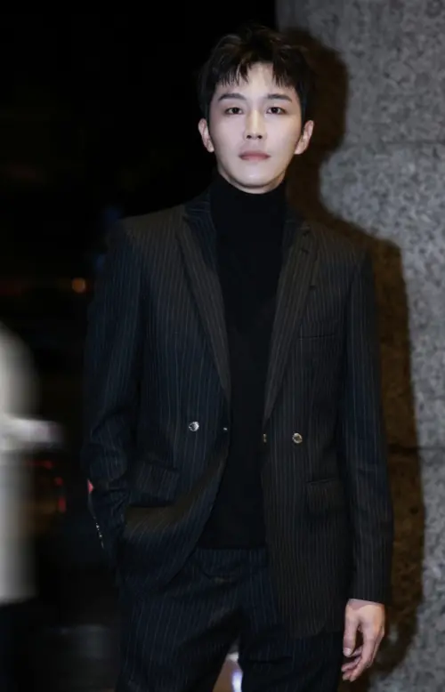 ▲《陳情令》男星賀鵬是楊紫的初戀。（圖／翻攝自微博）