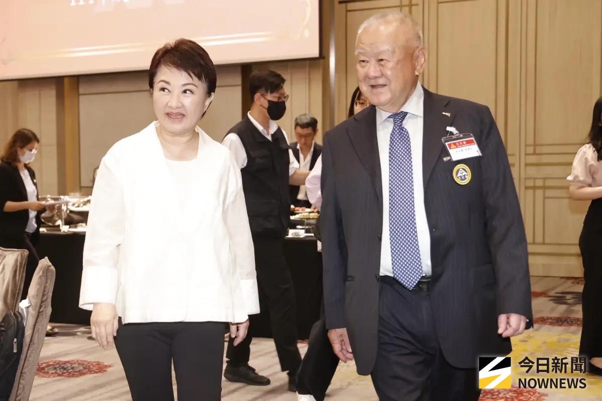 ▲台中市長盧秀燕（左）、三三會理事長林伯豐（右）。（圖／記者葉政勳攝，2025.07.16）