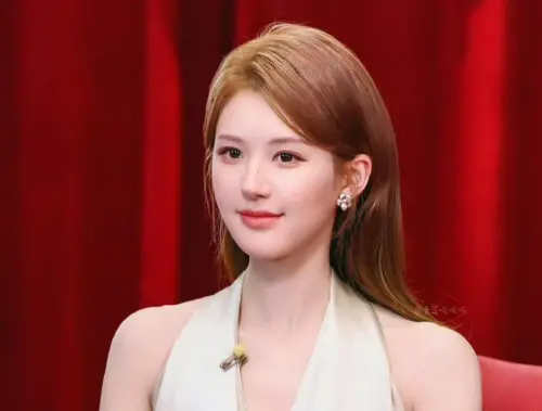 趙露思自嘲整容狂變臉！手臂「大片白色藥膏」1病症復發粉絲心疼
