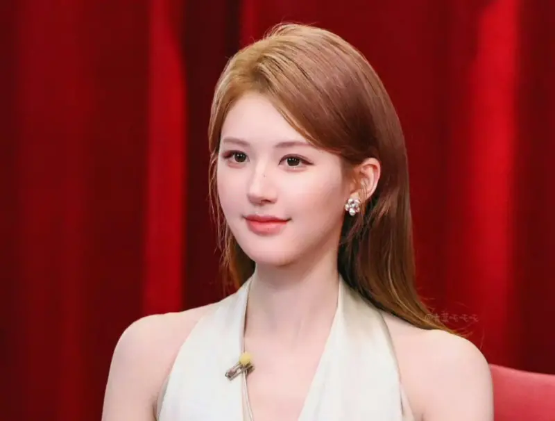 ▲趙露思（如圖）控訴銀河酷娛種種惡行，因為生病推掉的代言，竟騙她支付205萬元（約台幣800萬元）的費用，爆氣喊「不幹了」。（圖／翻攝自微博）