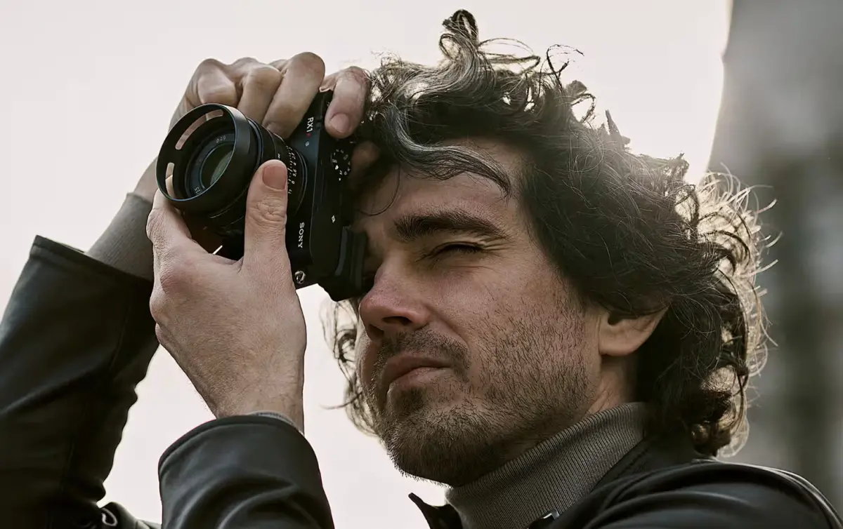 ▲SONY近日推出全新隨身機RX1R III，攝影專家認為，新一代進步幅度不如預期，但其實也不意外，因為RX1R III 推出的更大意義等同於是官方宣布延續RX1產品線。（圖／翻攝官網）