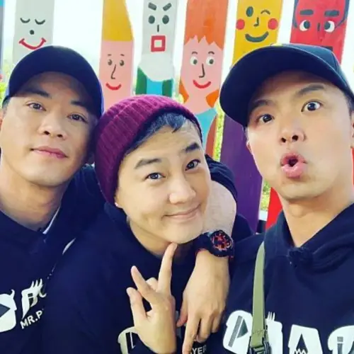 ▲隨著小鬼黃鴻升（右）2020年猝逝，男團「丸子」此生無望再合體。（圖／翻攝自IG）