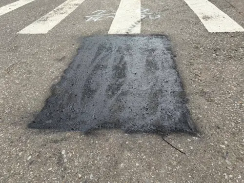 ▲公路局中壢工務段則表示，已請廠商改正並加強教育訓練，未來也都不得再使用簡體字。（圖／公路局提供）