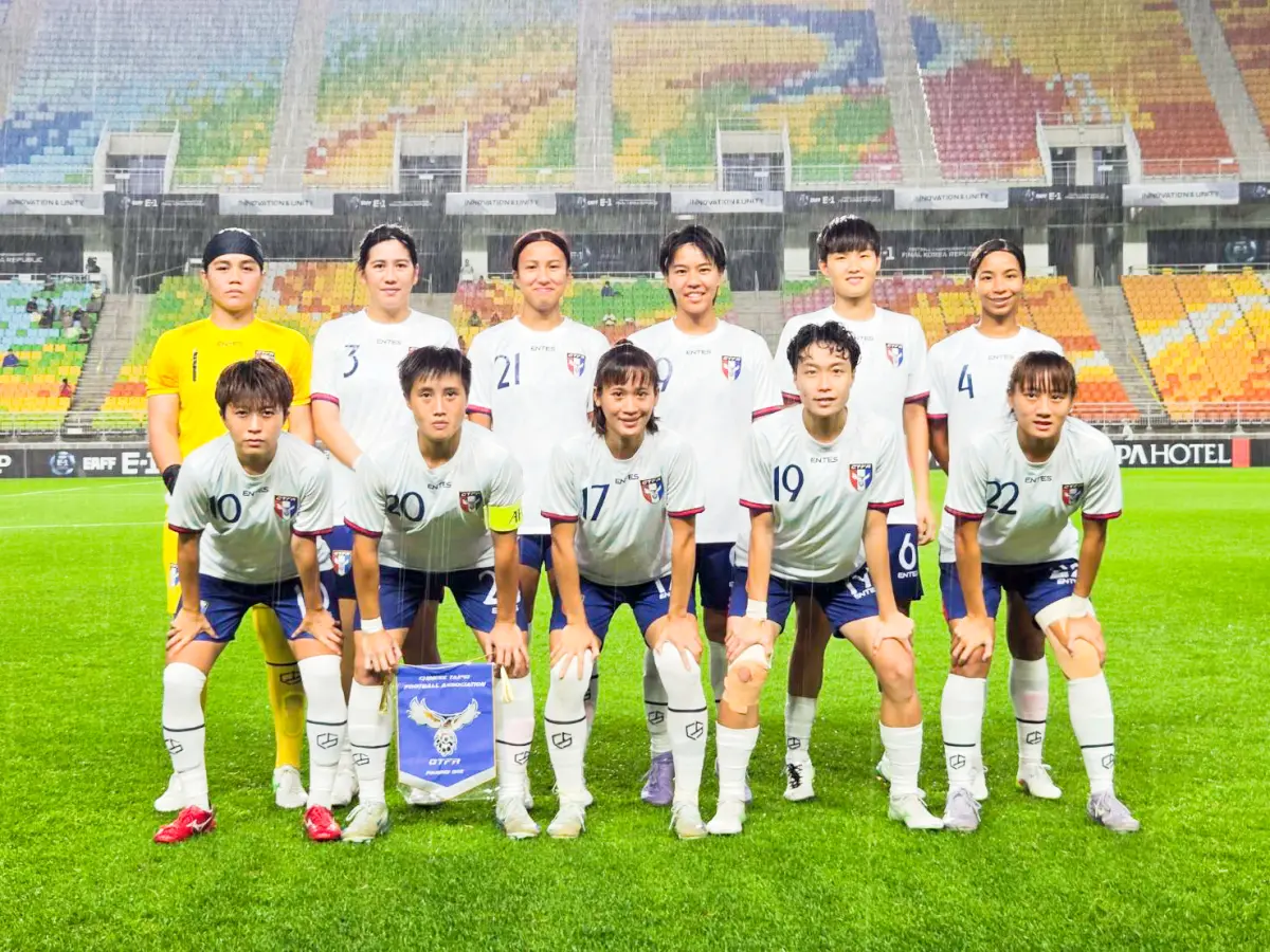 ▲中華女足出戰地主韓國女足。韓國女足靠著老將池笑然的12碼罰球點球和張瑟琪在比賽尾聲的進球，以2：0擊敗中華女足並獲得2025東亞盃足球錦標賽決賽女子組冠軍。（圖／中華足協提供）