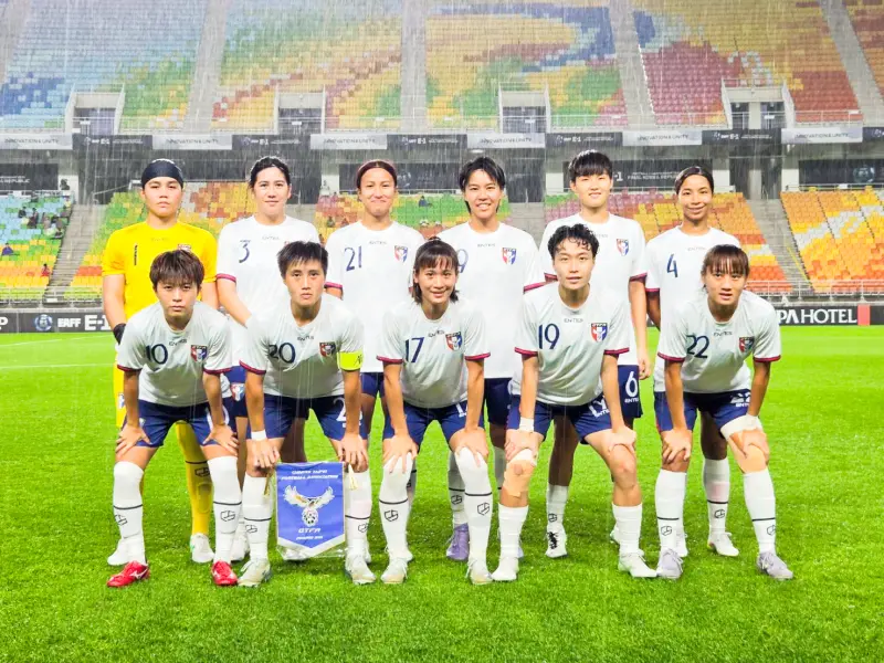 ▲中華女足出戰地主韓國女足。韓國女足靠著老將池笑然的12碼罰球點球和張瑟琪在比賽尾聲的進球，以2：0擊敗中華女足並獲得2025東亞盃足球錦標賽決賽女子組冠軍。（圖／中華足協提供）