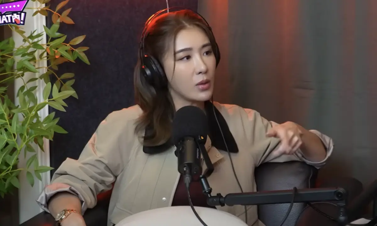 ▲小禎（如圖）和趙文卓的女兒是校友，都是從瑞士羅西學院畢業，她分享留學生活，同學都是來自上流社會，有群島公主，還有搭直升機上課的。（圖／翻攝自YouTube 禎甄要chat內）