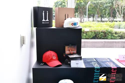 ▲GD特展周邊開賣後馬上就缺貨，使得到場粉絲超傻眼。（圖／記者吳翊婕攝影）