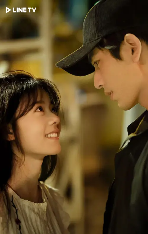 ▲張凌赫（左）很意外可以與趙今麥二搭《櫻桃琥珀》。（圖／LINE TV提供）