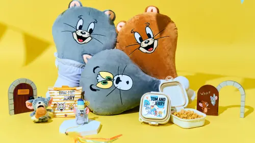 頂呱呱《湯姆貓與傑利鼠》巨型雞腿玩偶、寵物周邊！起司炸雞開吃
