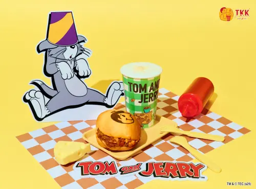 頂呱呱「湯姆貓與傑利鼠」巨型雞腿玩偶、寵物周邊!起司炸雞開吃 ▲全新口感「口袋披薩」也開賣。(圖/頂呱呱提供)