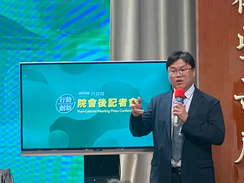 ▲對於台師大女足抽血案，教育部次長朱俊彰表示校方調查後到了教評會懲處不包含解聘，顯然是輕輕放下很不應該。（圖／記者陳威叡攝，2025.07.17）