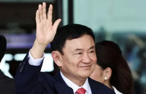 塔克辛突搭私人飛機離開！泰國政壇變數大　家族政權跌宕
