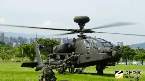 ▲「漢光41號」演習於樹林河濱公園進行AH-64E阿帕契攻擊直升機熱加油、掛彈演練。(圖/記者呂炯昌攝,2025.07.17) ▲「漢光41號」演習於樹林河濱公園進行AH-64E阿帕契攻擊直升機熱加油、掛彈演練。(圖/記者呂炯昌攝,2025.07.17)