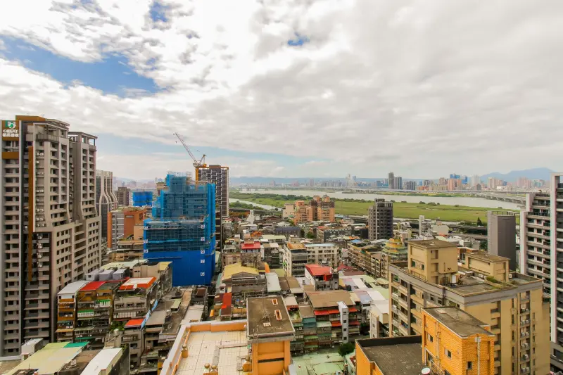 ▲今年1-5月住宅使照量首度突破5.5萬戶，創下2006年有統計資料以來、20年新高紀錄。（圖／永慶房屋提供）