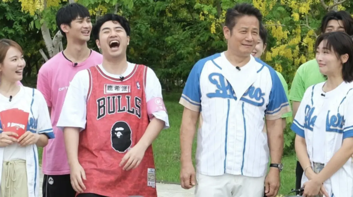 ▲實境綜藝節目《全村的希望》本週將播出最新一集，徐乃麟（右）直接痛罵鹿希派（左）「你太差了！」更在吹牛遊戲過程中，緊張地說：「如果我輸給你，你爸會講一輩子啦！」還被張文綺吐槽：「你爸沒教你嗎？」（圖／東森綜合台提供）