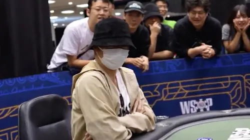 ▲田中圭在牌桌上十分認真，最終獲得季軍。（圖／翻攝自X）