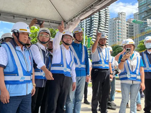 市長侯友宜視察淡海二期先期工程 ▲市長侯友宜視察淡海二期先期工程