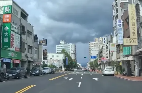 苗栗道路「1設計」害他被罰5400！一票卻驚豔：根本不同國家等級
