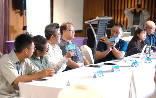 ▲與會青年學子在諾大師海洋大數據競賽工作坊活動中,進行研討。(圖/國家海洋研究院提供) ▲與會青年學子在諾大師海洋大數據競賽工作坊活動中,進行研討。(圖/國家海洋研究院提供)