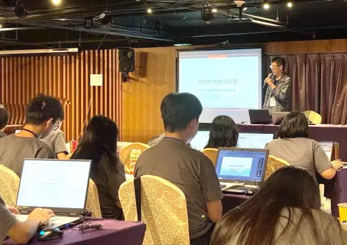 ▲國家海洋研究院舉辦諾大師海洋大數據競賽工作坊活動,由學者專家為百位海洋青年共同啟動海洋大數據探索任務。(圖/國家海洋研究院提供) ▲國家海洋研究院舉辦諾大師海洋大數據競賽工作坊活動,由學者專家為百位海洋青年共同啟動海洋大數據探索任務。(圖/國家海洋研究院提供)