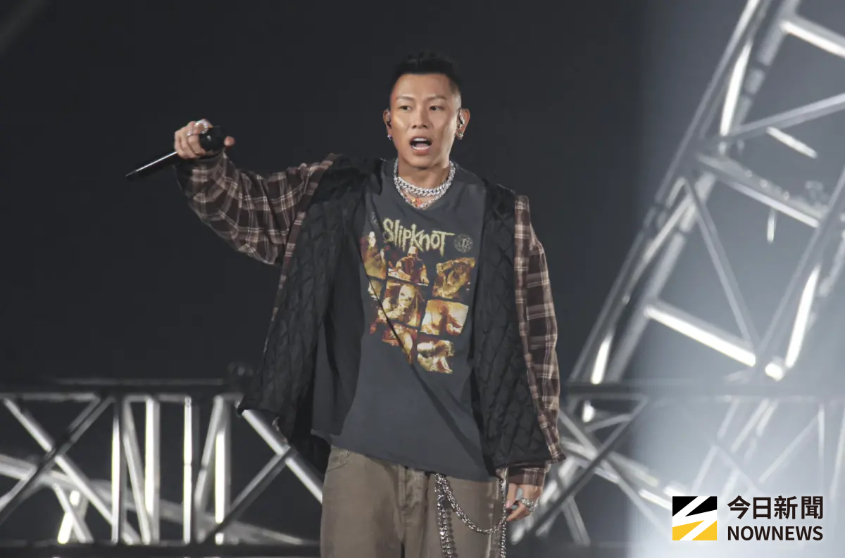 ▲饒舌歌手瘦子（如圖）近期曬出帶娃照，同框女兒互動超甜，而他也在文中感嘆時間太快，讓粉絲笑翻，直呼：「居然會發這種文章。」（圖／記者朱永強攝影）