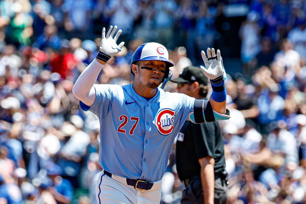 ▲小熊日籍強打鈴木誠也在下半季首局首打席轟出三分砲，率小熊4：1斷紅襪10連勝，以實際行動回應落選明星賽的爭議。（圖／路透／達志影像）