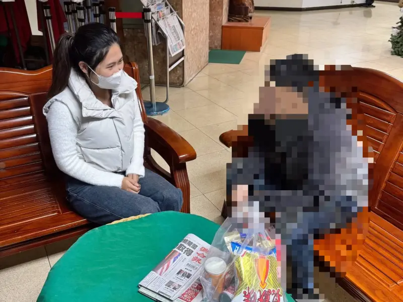 ▲小宇在迷惘中接觸複雜交友圈，開始嚐試毒品，被轉介至少輔會輔導。透過陪伴與對話，引導小宇思考未來方向、建立生活目標。（圖／高市少年隊提供）