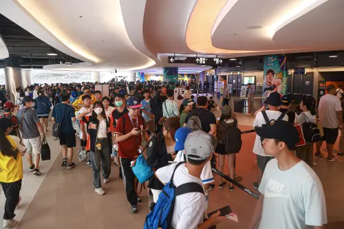 中職明星賽／球迷不畏颳風下雨！排爆商品部　「這一神物」最搶手
