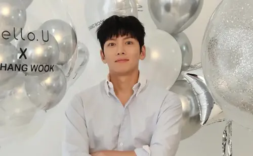 池昌旭出道16年沒公開過女友！熱吻朴敏英甜瘋　粉絲過10年忘不掉
