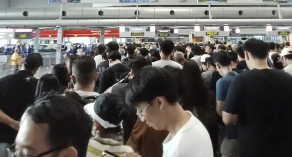 馬來西亞自助通關系統當機 移民局：數據整合異常釀災、全力搶修