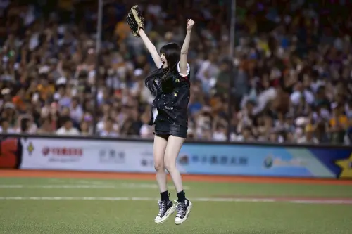 Minnie開出精采好球,自己也開心到跳起來。(圖/記者葉政勳攝 ,2025.07.20) ▲Minnie開出精采好球,自己也開心到跳起來。(圖/記者葉政勳攝 ,2025.07.20)