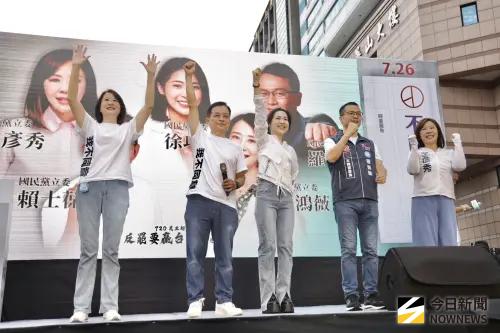 藍內鬥浮上檯面？王鴻薇助理不只賣狗仔照！遭爆「打徐巧芯老公」
