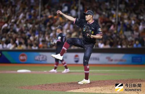 ▲中華職棒36年明星賽第二天，中信兄弟外野手宋晟睿九局登板救援一局飆出150公里速球。（圖／記者葉政勳攝 ,2025.07.20）