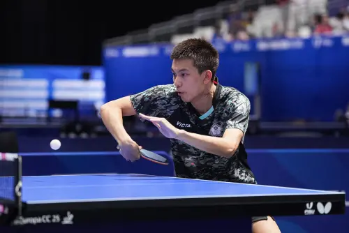 ▲男團第3點黃彥誠敢打敢拚、好球連發，擊敗中國好手曾蓓勳，幫助台灣率先取得聽牌。（圖／大專體總提供）