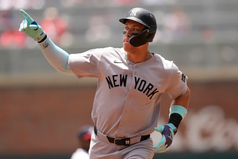 ▲紐約洋基主砲賈吉（Aaron Judge）今（27）日在主場迎戰美國職棒大聯盟（Major League Baseball）巴爾的摩金鶯的比賽中，以先發第2棒、右外野手身份擊出本季第52轟。（圖／美聯社／達志影像）