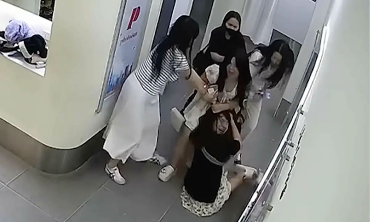 真人版黑暗榮耀?韓國女「揍越南女、扯頭髮拖地板」