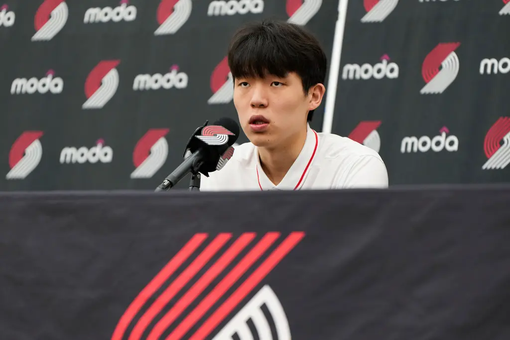 NBA／我打2K都選他！楊瀚森致敬傳奇！比出「Dame Time」經典手勢