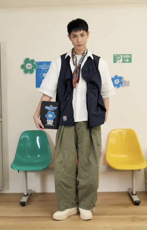 ▲連晨翔和手機品牌合作，老婆劉品言是最大推手。（圖／TOYSELECT）