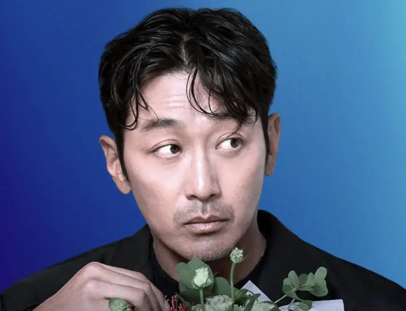 ▲《與神同行》男主角河正宇玩笑開過頭，竟幫粉絲取名催情劑（春藥），引發眾怒，他事後刪留言道歉。（圖／Walk House Company IG）