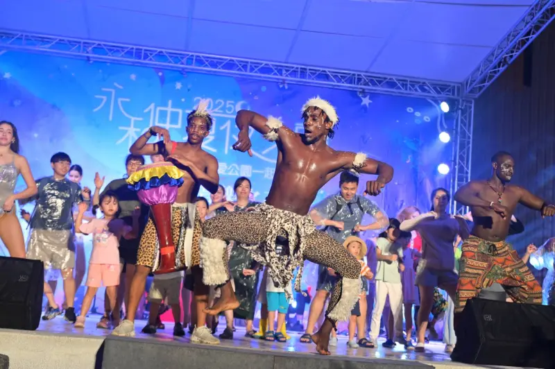 ▲《世界音樂之夜》，來自非洲、中東、歐洲、美洲與亞洲等七個國家的鼓樂與舞蹈團隊。（圖／新北市永和區公所提供）