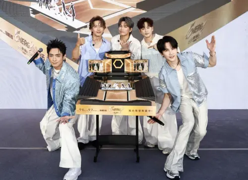 ▲Energy搶先展示高雄演唱會的舞台設計。（圖／相信音樂提供）