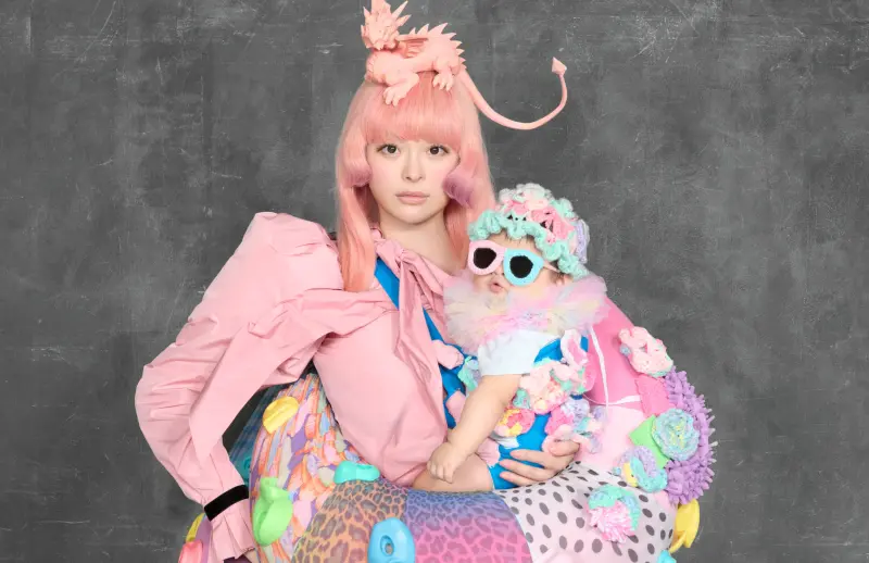 ▲卡莉怪妞產後9個月復出，登萬人舞台表演嗨翻全場。（圖／ASOBISYSTEM）