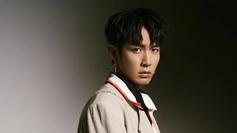 ▲被譽為「脆王」的男星柯震東（如圖），近日在Threads上「公開招商」，坦言因為自己亂花錢，近期要搬家尋求裝潢業配，並幽默自嘲：「知道我多窮了嗎？」吸引大批廠商留言合作。（圖／翻攝自柯震東Threads）