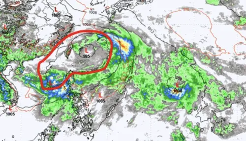 ▲97Ｗ則是通過琉球群島後，路徑有機會朝台灣北部海面接近。（圖／賈新興提供）