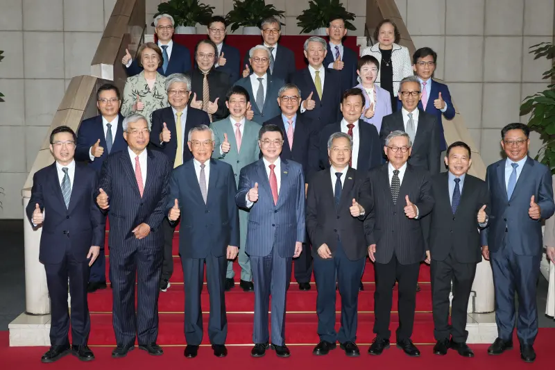 ▲行政院經發會議今日登場，卓榮泰會後表示政府將加速推動AI新十大建設，預計2040年創造15兆元以上產值、50萬個就業機會。（圖／記者陳明安攝，2025.07.22）