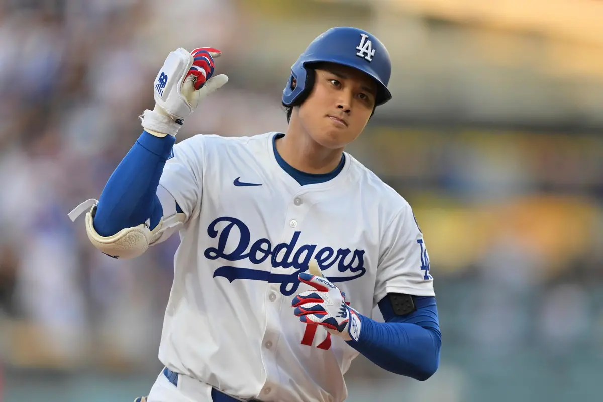 影／大谷翔平炸裂太轟動！道奇主場出動保安 雙城轉播席沉默8秒