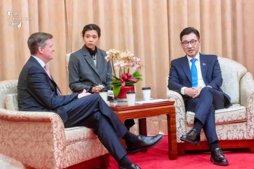 ▲Chiang Chi-chen (far right) is widely regarded as one of the KMT’s most academically accomplished and internationally adept rising stars among its mid-generation leadership. (By Chiang Chi-chen Facebook)