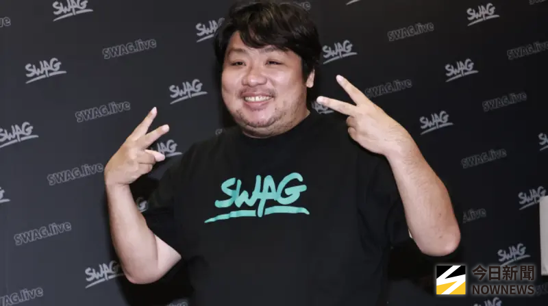 ▲「亞洲統神」張嘉航（統神；如圖）加入成人直播平台SWAG，今（22）日稍早出席記者會透露以「第3點不露」下海與多名女優互動，並放話可以跟陳沂喇舌，喜好的女優則最注重臉部，「我真的對胸部屁股還好，喜歡像林志玲那種類型的。」（圖／記者吳翊緁攝影）