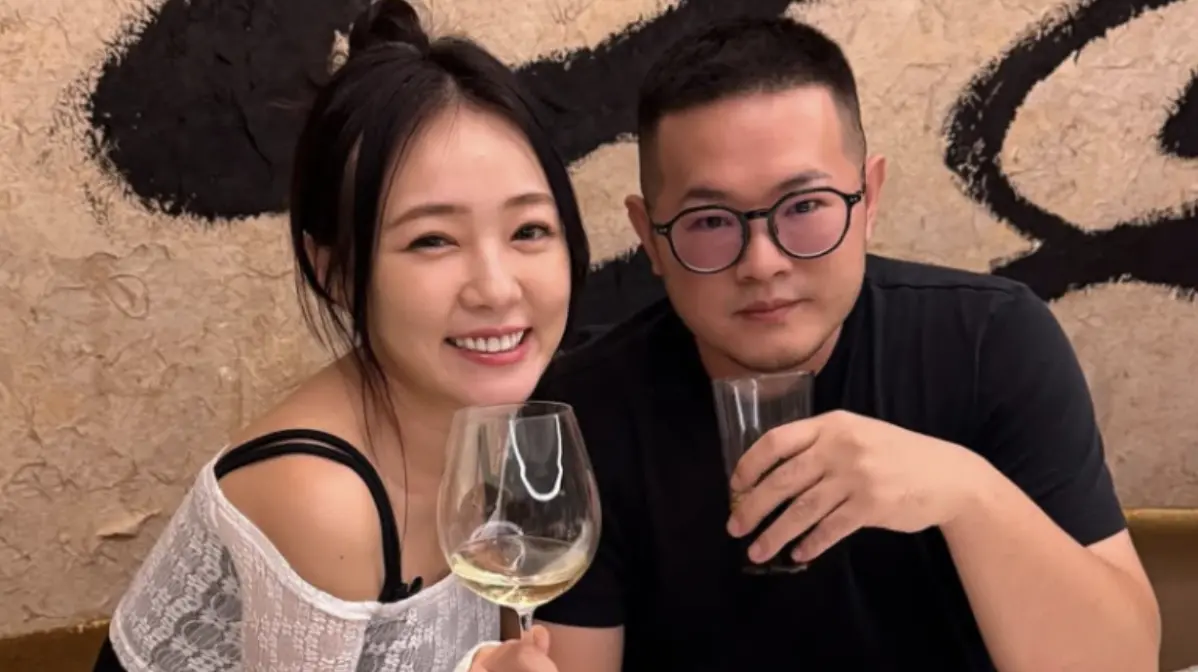 快訊／丫頭驚爆離婚5年尪！「合曬身分證」怒駁斥：配偶欄看到沒